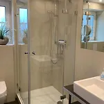 Apartamento Mit Terrasse By Interhome Lancken-Granitz